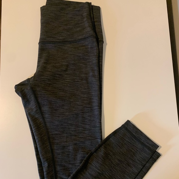 Grey lulu lemon leggings - Picture 1 of 2